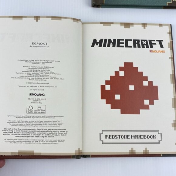 Minecraft Handbooks Hardcover Set of 3 Beginner's Construction Redstone - Picture 10 of 15